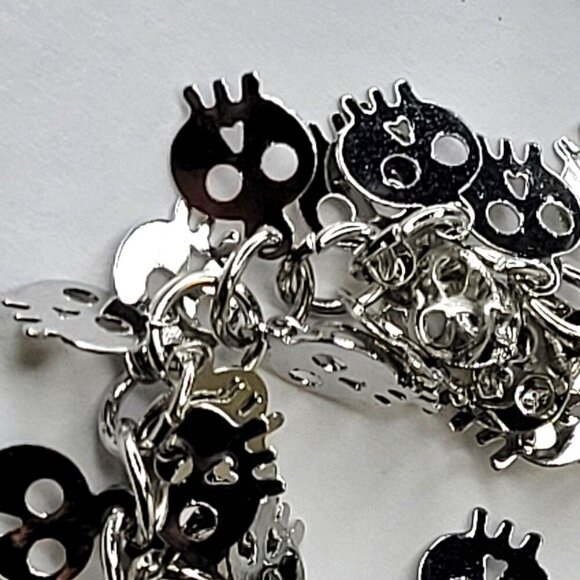 Skull Charm Long Necklace - Picture 6 of 7